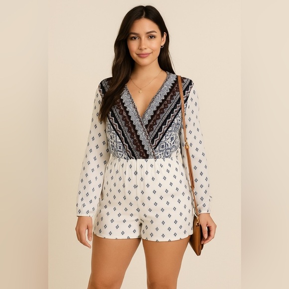 Chloe & Katie woman’s tribal pattern shorts romper. Size M - Picture 1 of 5